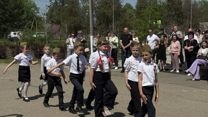 Смотр строя и песни «Спасибо деду за Победу!»