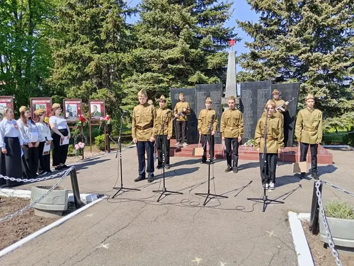 Митинг «Поклонимся великим тем годам»
