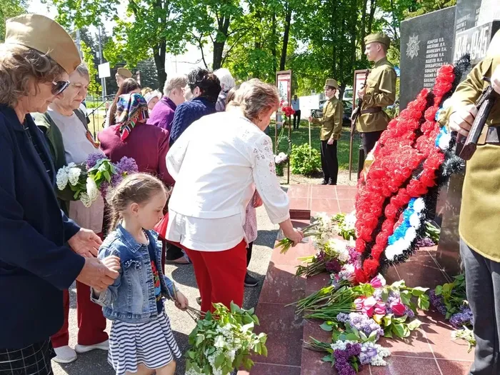 Митинг «Поклонимся великим тем годам»