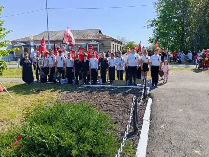 Митинг «Поклонимся великим тем годам»