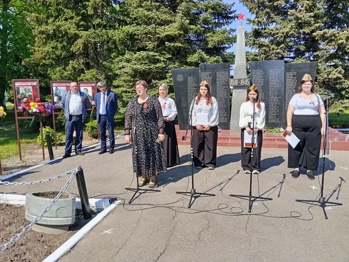 Митинг «Поклонимся великим тем годам»