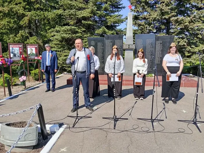 Митинг «Поклонимся великим тем годам»