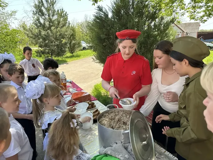 «Фронтовая каша» - акция  (клуб х.Красный)