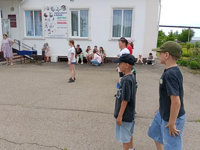 «На старт!» - познавательно-игровая программа о ЗОЖ
