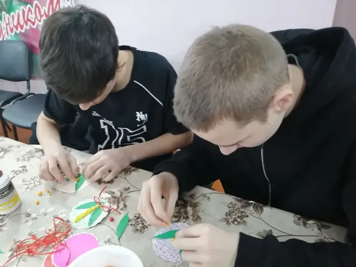 «Для милых мам» - час творчества