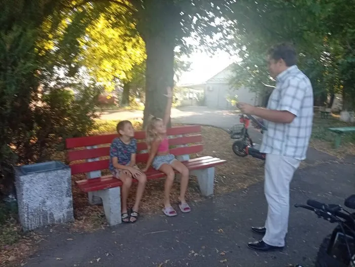 «Он гордо реет на ветру» — познавательная игровая