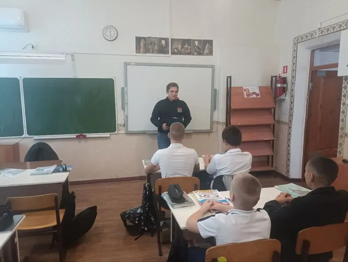 «Подвиг юного героя» — патриотический час