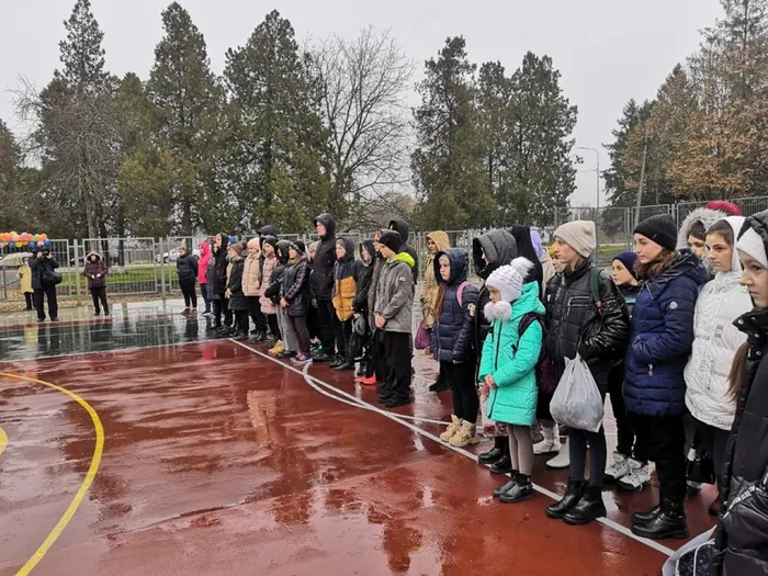 Слайд8 открытие спортивной площадки в Северном СП